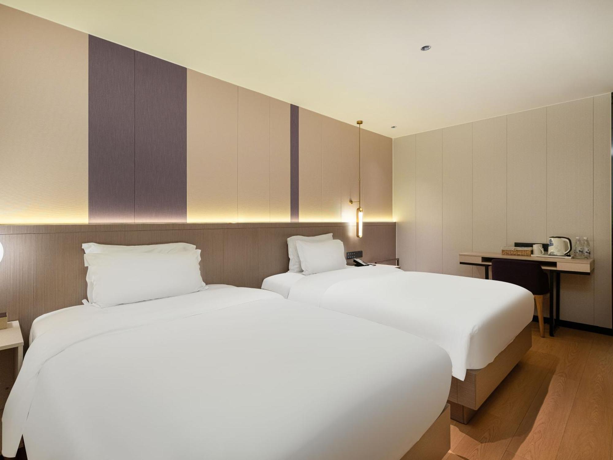 Lavande International Hotel Guangzhou Us Consulate General Guangzhou Grandview Plaza Branch - Free Shuttle Bus To Canton Fair Complex During Canton Fair Period & Free Vpn Internet Access Екстер'єр фото